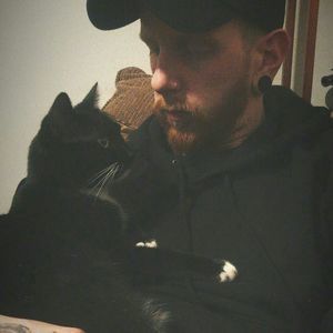 Meet your Posher, Jason